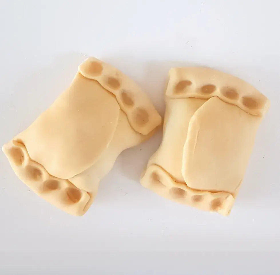 CALZONES